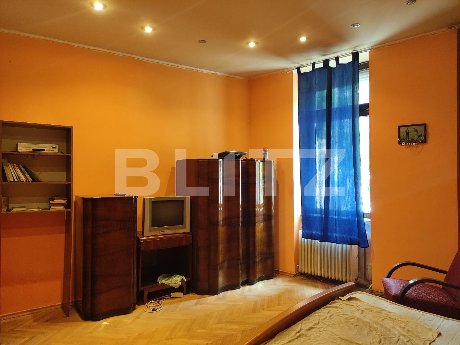 Casa de vânzare 2 camere Ultracentral - 68457CV | BLITZ Oradea | Poza2