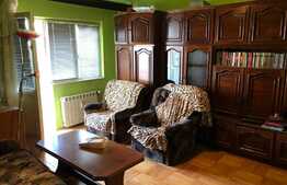 Apartament de 3 camere, 70 mp, decomandat, zonă de interes!