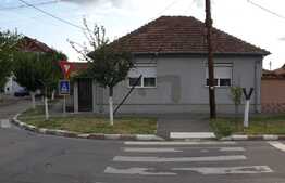 Casă de 3 camere, 506 mp teren în Ioșia!