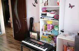 Apartament de vanzare cu 3 camere in Dragos Voda!