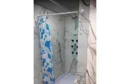 Apartament la casa, curte comuna, 48 mp, zona magazinului Crisul!