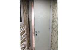 Apartament la casa, curte comuna, 48 mp, zona magazinului Crisul!