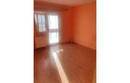 Apartament de vanzare cu 3 camere zona Nufarul!