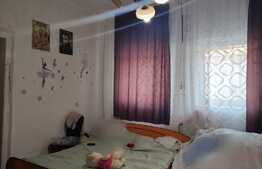 Casa de 65 mp utili, zona Decebal