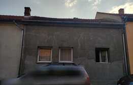 Casa de 65 mp utili, zona Decebal