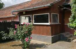 Casa in Ungaria, teren de 1438 mp