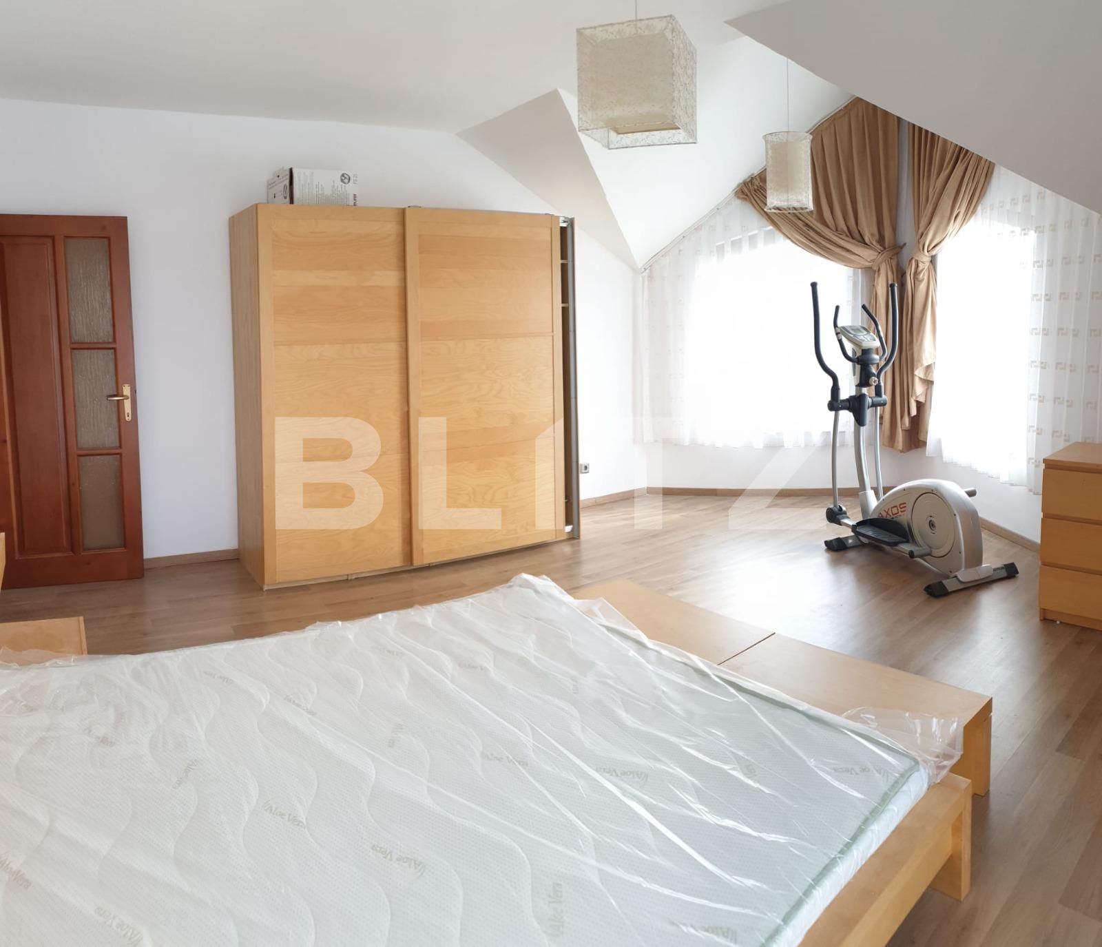 Casa de vânzare 4 camere Sud - 68729CV | BLITZ Oradea | Poza5