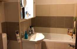 Apartament de 4 camere, spațios și confortabil, decomandat, etaj 1,într-o zonă cu numeroase facilități