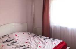 Apartament de 4 camere, spațios și confortabil, decomandat, etaj 1,într-o zonă cu numeroase facilități