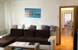 Apartament de 4 camere, spațios și confortabil, decomandat, etaj 1,într-o zonă cu numeroase facilități