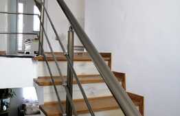 Casă de 3 camere în Episcopia