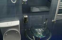 OFERTA INEDITA! Apartament cu 4 dormitoare situat la casa, Semicentral!