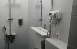 OFERTA INEDITA! Apartament cu 4 dormitoare situat la casa, Semicentral!