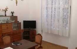 Locatie Inedita! Apartament de vanzare cu 2 camere la CASA!