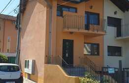 Casă de 4 camere în centru, Sînmartin