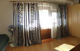 Casă de 4 camere în centru, Sînmartin