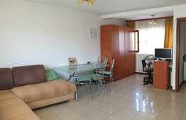 Casă de 4 camere în centru, Sînmartin