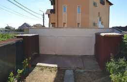 Casă de 4 camere în centru, Sînmartin