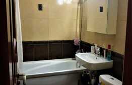 Apartament de 3 camere, decomandat, spatios si luminos!