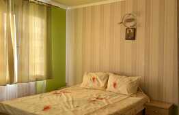 Casa cu vedere catre lac in zona Hanul Pescarilor, 237 mp utili, teren de 1000 mp 