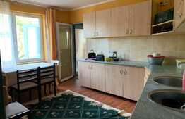 Casa cu vedere catre lac in zona Hanul Pescarilor, 237 mp utili, teren de 1000 mp 