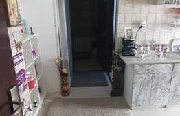 Apartament de 2 camere, 50 mp, decomandat!