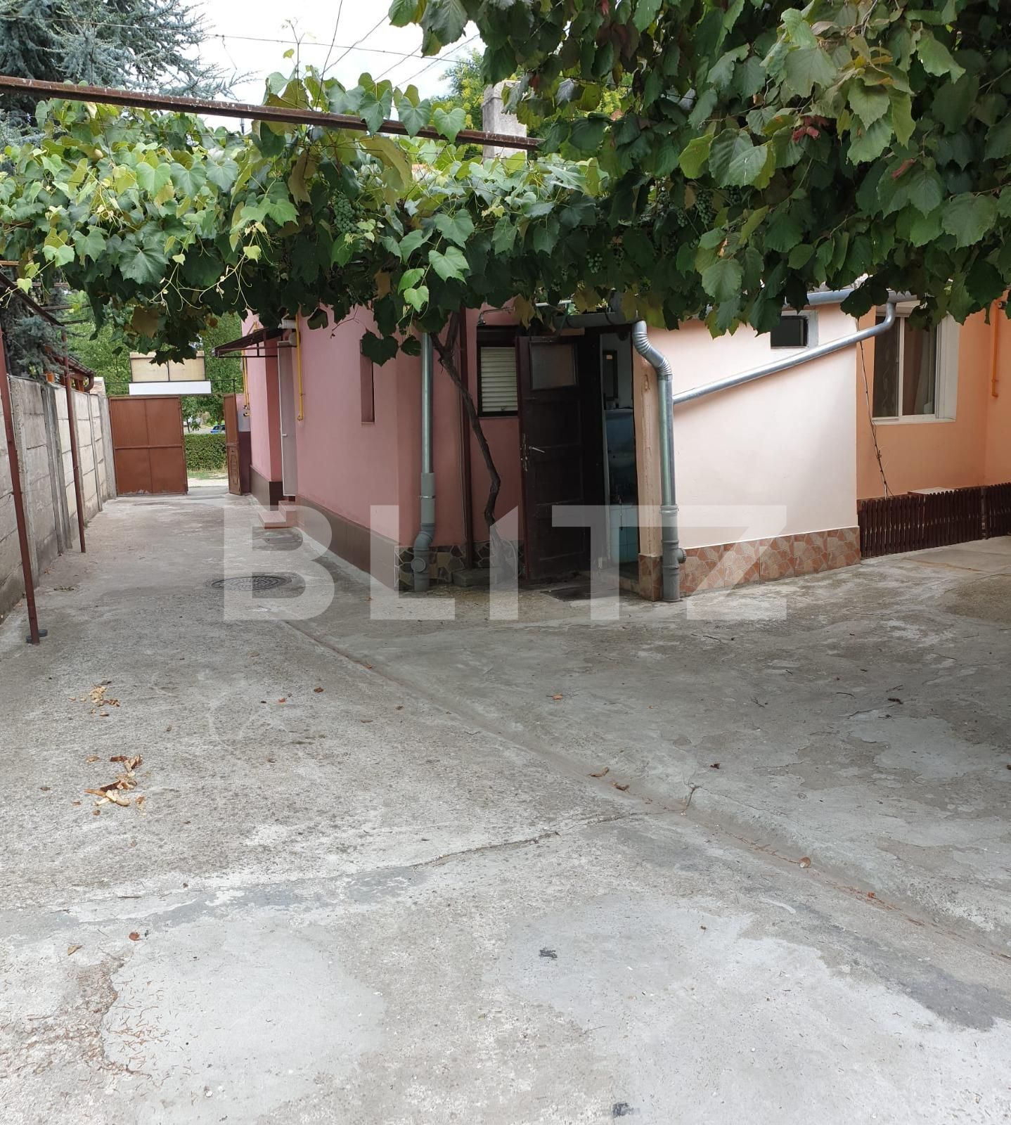 Casa de vânzare 4 camere Central - 69262CV | BLITZ Oradea | Poza2