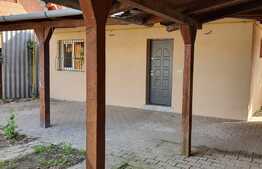 Casă pe un nivel, 149 mp, 916 mp teren, în Episcopia