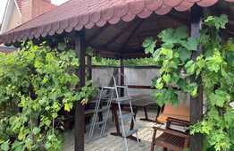 Casă cu etaj, zona Grigorescu, 274 mp utili, teren de 490 mp