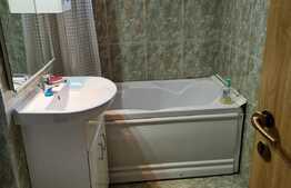 Apartament de 3 camere , pe Dimitrie Cantemir 