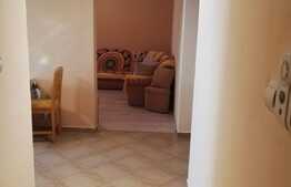 Apartament de 3 camere , in zona Rogerius 