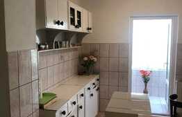 Apartament de 2 camere,decomandat, etaj 2, 60 mp utili, spațios în zona Decebal