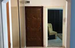 Apartament de 2 camere,decomandat, etaj 2, 60 mp utili, spațios în zona Decebal