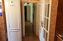 Apartament de 3 camere, decomandat, 69 mp, confortabil în zona Rogerius