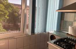 Apartament de 3 camere, decomandat, 69 mp, confortabil în zona Rogerius