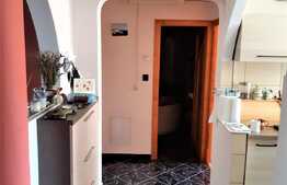 Apartament de vanzare, decomandat, modern, zona Prima Shops si Lotus Retail Park!