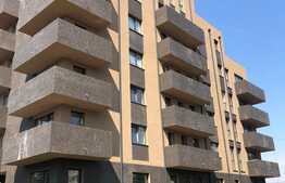 Apartament de 3 camere, 95mp, et 1, bloc nou, zonă centrală
