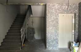 Apartament de 3 camere, 95mp, et 1, bloc nou, zonă centrală