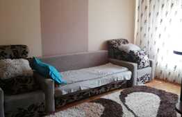 Apartament de 3 camere , zona Nufarul 