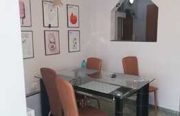 Apartament de 3 camere , zona Nufarul 