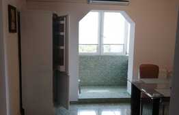 Apartament de 3 camere , zona Nufarul 