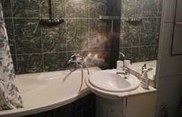 Apartament de 3 camere , zona Nufarul 