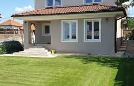 Casă cu 3 dormitoare zona dealuri Oradea