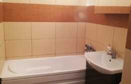 Apartament de 3 camere, de inchirat in zona Nufarul! 