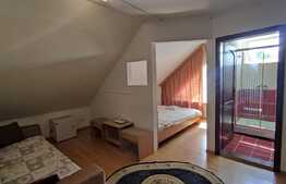 Ocazie! Pensiune Baile 1 Mai, vizavi de Complex Venus, suprafata construita 1677 mp, cu teren 2971 mp