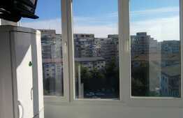 Garsoniera de vanzare, mobilata si utilata, 32 mp, balcon, etaj intermediar, zona Rogerius