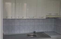 Garsoniera de vanzare, mobilata si utilata, 32 mp, balcon, etaj intermediar, zona Rogerius