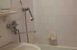 OFERTA  AVANTAJOASA! Apartament de 2 camere in zona Piata 1 Decembrie, aproape de Centru!