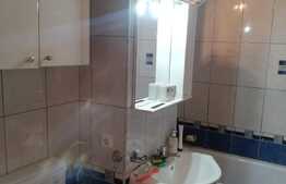 Apartament de inchiriat cu 4 camere, in zona Rogerius 