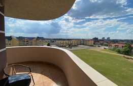 Apartament de trei camere, 60 mp, etaj 5, zona Nufarul Plaza, un loc de parcare